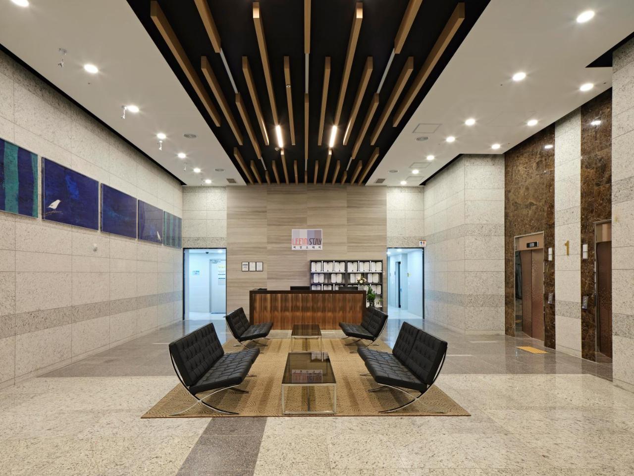 Geoje Leein Stay Hotel Exterior foto
